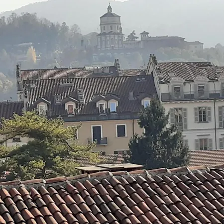 Inquadro Lägenhet Turin