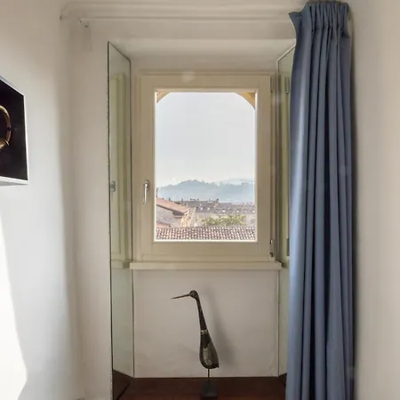 아파트 Inquadro *